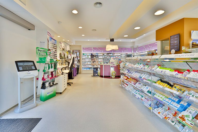 Farmacia Hallgass