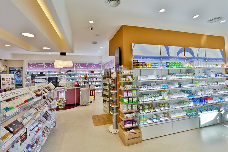 Farmacia Hallgass