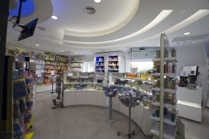 Arredare una farmacia: cosa non deve mai mancare